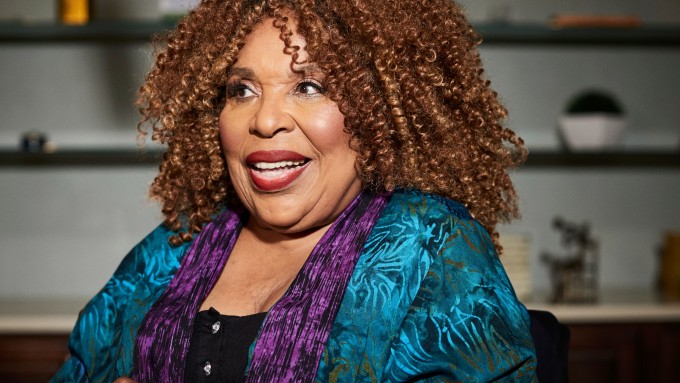Roberta Flack se retira de los escenarios por ELA Roberta Flack se retira de los escenarios por ELA