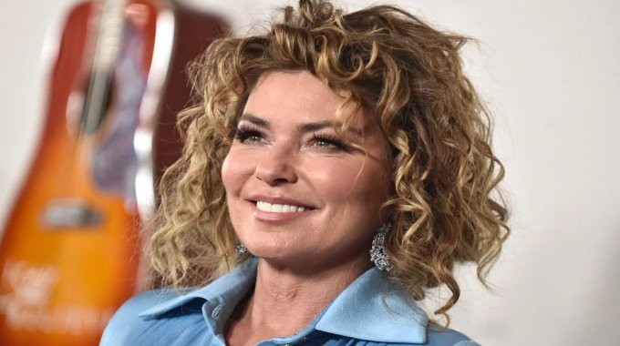 Shania Twain estrenará nuevo álbum en Febrero, 'Queen Of Me' Shania Twain estrenará nuevo álbum en Febrero, 'Queen Of Me'