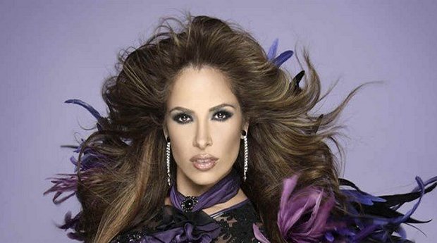 Nace Gloria Trevi