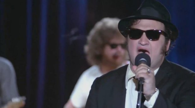 Fallece John Belushi, de los Blues Brothers