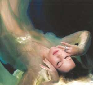 álbum Higher Than Heaven de Ellie Goulding álbum Higher Than Heaven de Ellie Goulding