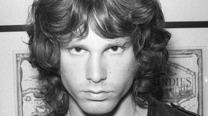 Biografía de Jim Morrison