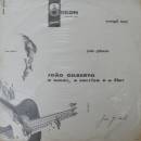 álbum O Amor, O Sorriso E A Flor de João Gilberto