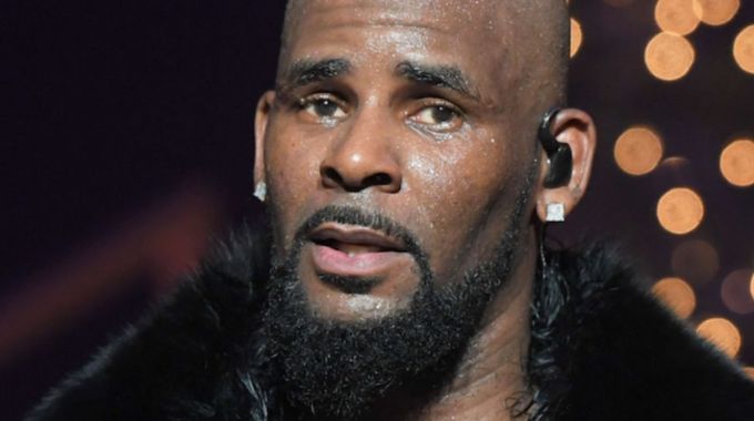 Biografía de R. Kelly